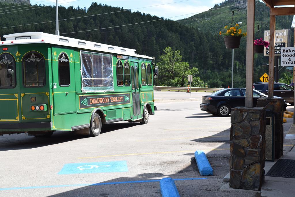 Deadwood Station Bunkhouse And Gambling Hall Motel Luaran gambar